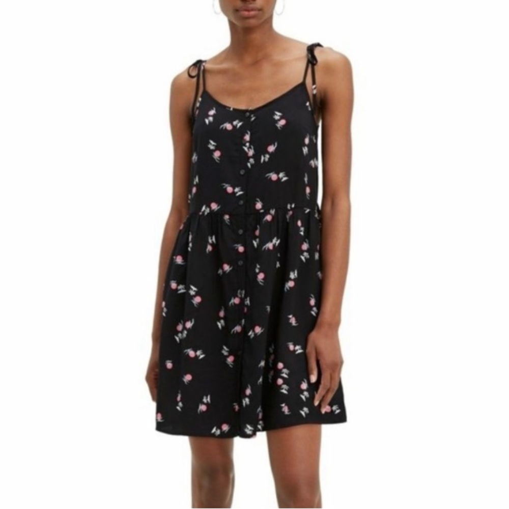 Levi’s NWT Black island dress